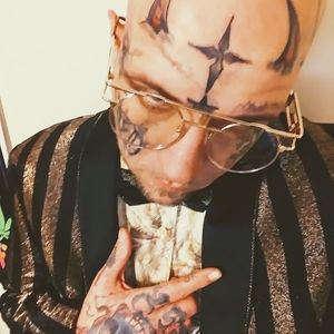 Meet your Posher, Leon